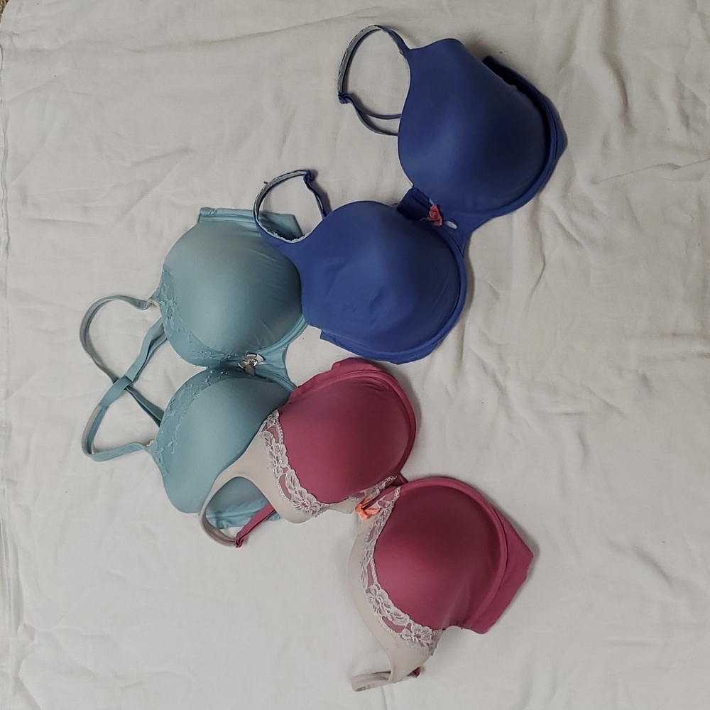 3 victoria secrets bra 36ddd